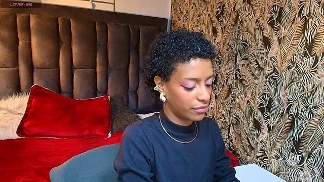 Snapshot of Zia_Green chatting on April 28, 1:05 pm Zia Green online show from April 28, 1:05 pm