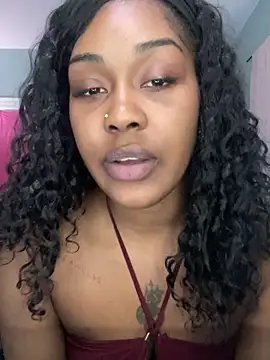 Snapshot of ebonycatlisaaaalime chatting on March 31, 4:18 pm ebonycatlisaaaalime online show from March 31, 4:18 pm