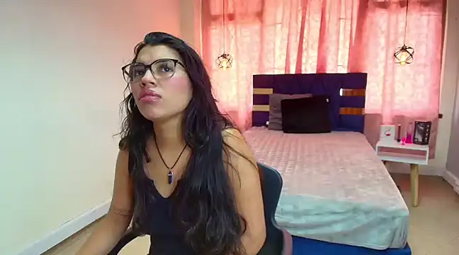 Snapshot of Asly_Morgan chatting on February 19, 4:33 pm Asly Morgan online show from February 19, 4:33 pm