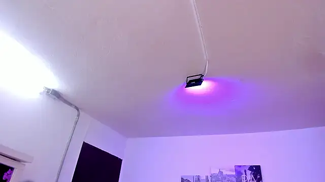 Amy Kiitty  online show from February 3, 12:54 pm