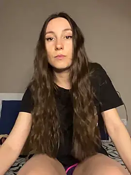 Snapshot of viviandaimond1 chatting on December 23, 7:09 pm viviandaimond1 online show from December 23, 7:09 pm