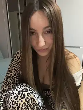 Snapshot of viviandaimond1 chatting on February 10, 2:59 pm viviandaimond1 online show from February 10, 2:59 pm