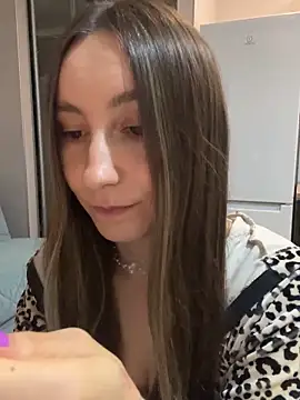 Snapshot of viviandaimond1 chatting on February 10, 6:03 pm viviandaimond1 online show from February 10, 6:03 pm