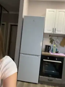 Snapshot of viviandaimond1 chatting on February 22, 5:35 pm viviandaimond1 online show from February 22, 5:35 pm