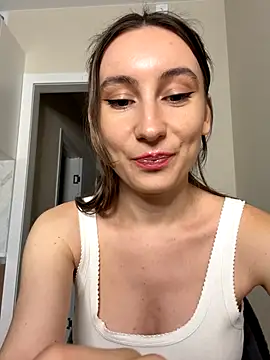 Snapshot of viviandaimond1 chatting on September 21, 3:35 pm viviandaimond1 online show from September 21, 3:35 pm