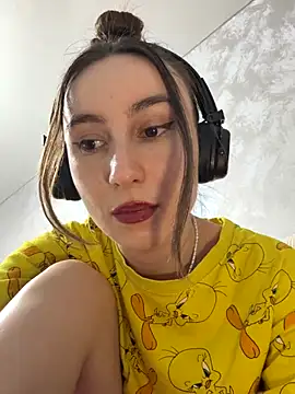 Snapshot of viviandaimond1 chatting on October 26, 5:08 pm viviandaimond1 online show from October 26, 5:08 pm