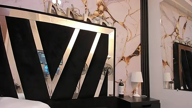 KarinaSimonz online show from February 12, 1:11 am