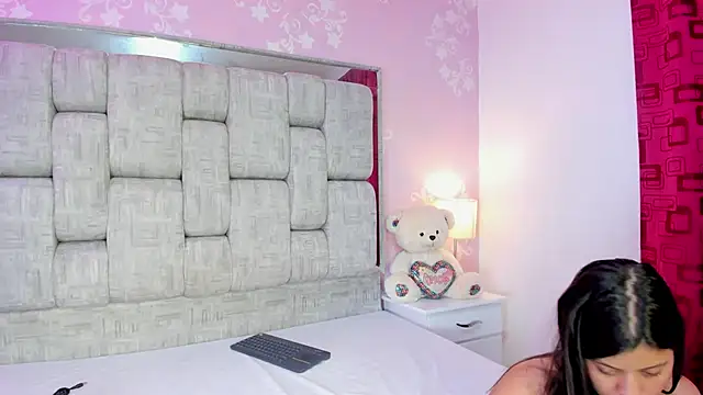 KarinaSimonz online show from March 11, 2:39 am