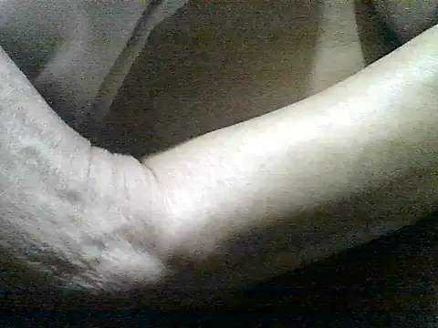 straichathot 08 online show from March 1, 1:51 am