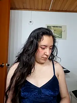 Emi chik online show from March 3, 11:27 am