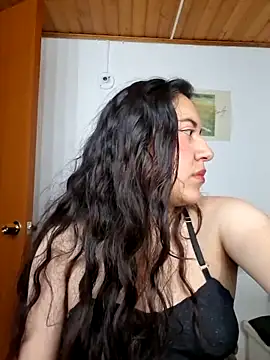 Emi chik online show from March 12, 11:16 am