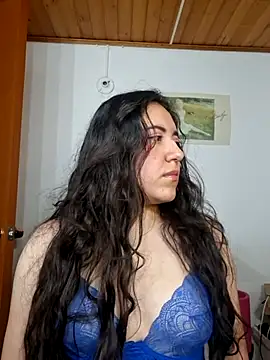 Emi chik online show from March 27, 10:48 am