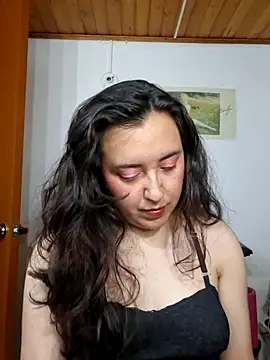 Emi chik online show from June 26, 4:39 am