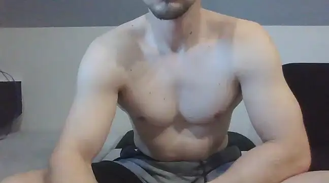 Snapshot of LoveEveryWet chatting on March 18, 8:03 am LoveEveryWet online show from March 18, 8:03 am