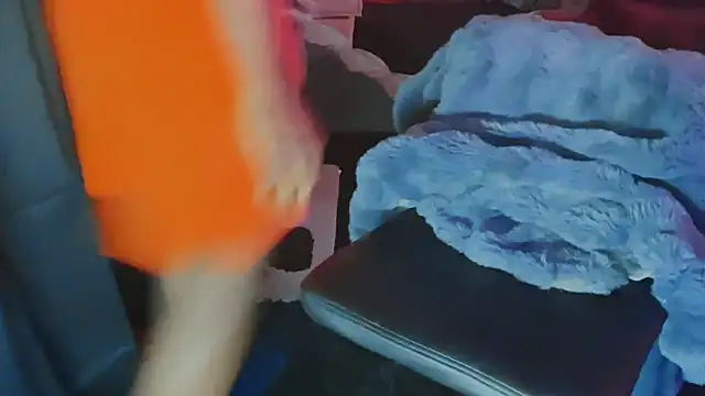 Snapshot of Pressure69mee chatting on January 30, 1:33 am Pressure69mee online show from January 30, 1:33 am