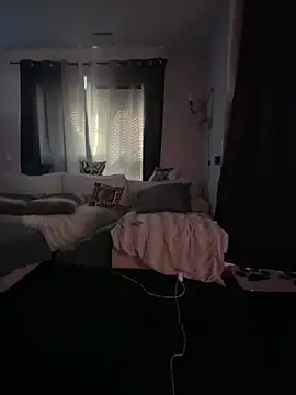 Snapshot of Pressure69mee chatting on March 14, 6:39 pm Pressure69mee online show from March 14, 6:39 pm