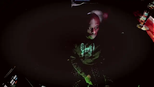 Snapshot of Pressure69mee chatting on March 17, 6:29 am Pressure69mee online show from March 17, 6:29 am