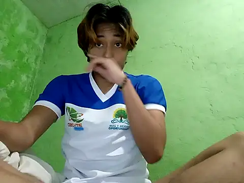 Snapshot of ruygw chatting on December 7, 1:14 am ruygw online show from December 7, 1:14 am