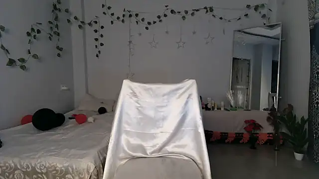 jenny-ki-bella online show from February 1, 7:29 am