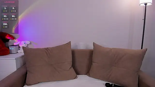 Elechka online show from February 28, 1:45 pm