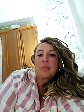 Snapshot of MariaRichi_ chatting on September 29, 6:57 pm MariaRichi  online show from September 29, 6:57 pm