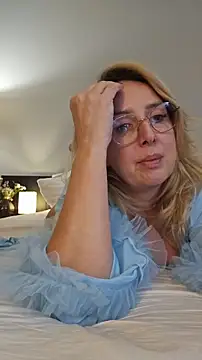 MariaRichi  online show from April 2, 6:49 pm