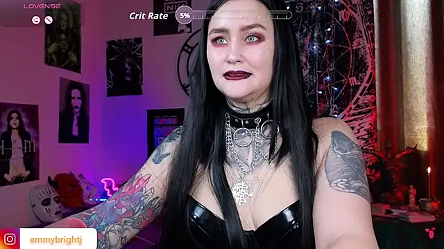 Snapshot of Emmybrightj_ chatting on April 21, 2:15 am Emmybrightj online show from April 21, 2:15 am