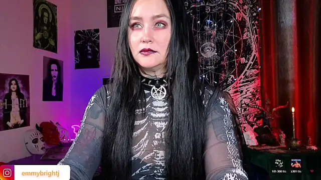 Snapshot of Emmybrightj_ chatting on May 13, 2:09 am Emmybrightj online show from May 13, 2:09 am