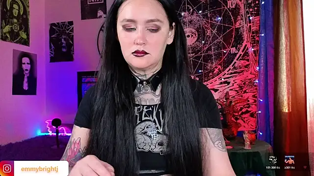 Snapshot of Emmybrightj_ chatting on May 15, 2:07 am Emmybrightj online show from May 15, 2:07 am