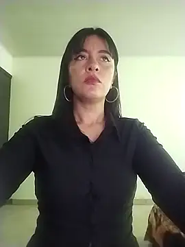 hailey85 online show from April 8, 5:46 pm