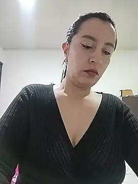 Snapshot of hailey85 chatting on June 18, 10:47 pm hailey85 online show from June 18, 10:47 pm
