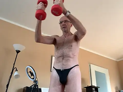 Bula94193 online show from October 31, 11:00 am