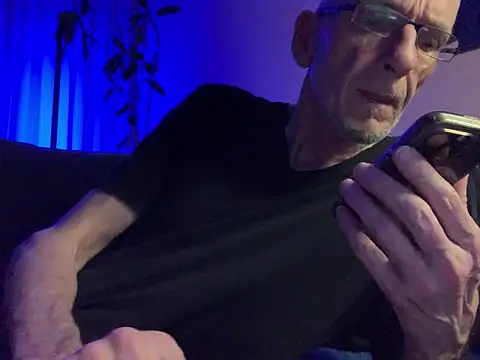 Bula94193 online show from January 31, 7:56 pm