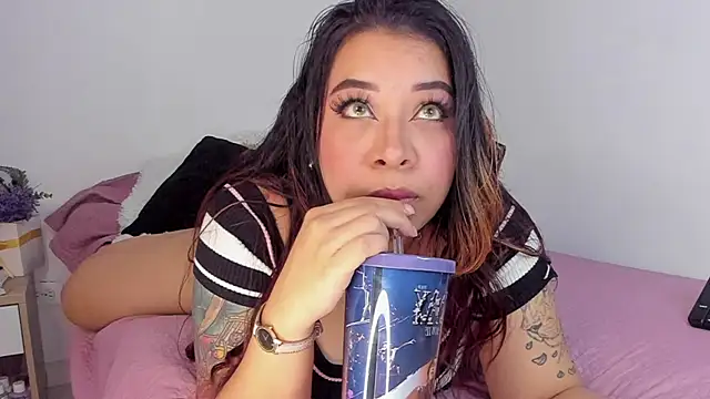 Snapshot of C_rose97 chatting on September 28, 10:26 pm C rose97 online show from September 28, 10:26 pm