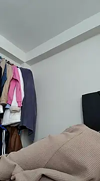 ARIANA SAENS online show from December 17, 5:58 pm