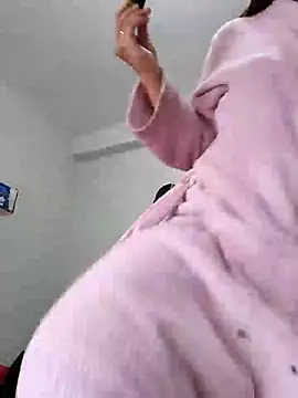 ARIANA SAENS online show from January 21, 8:43 pm