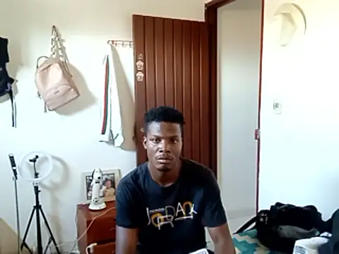 DalianHR33 online show from January 18, 9:29 pm