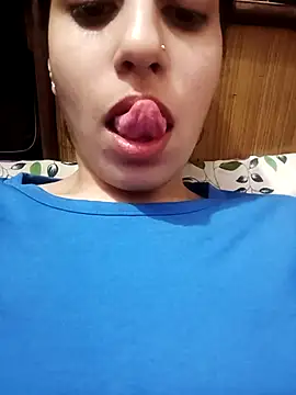 Snapshot of InLero chatting on February 20, 2:57 pm InLero online show from February 20, 2:57 pm