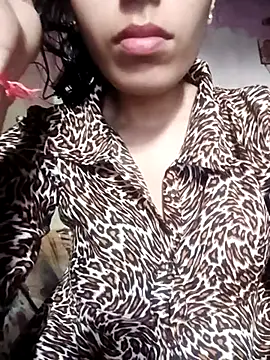 Snapshot of InLero chatting on February 23, 5:56 am InLero online show from February 23, 5:56 am