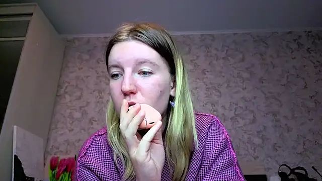 Snapshot of Baiambel_Mi chatting on May 31, 6:09 pm Baiambel Mi online show from May 31, 6:09 pm