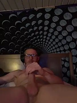 luv2cum7491 online show from February 7, 1:58 am