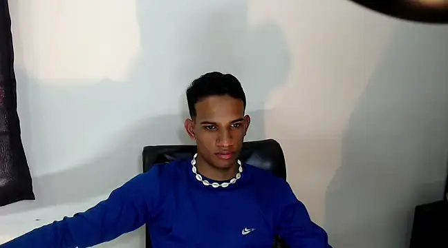 AbrahanBratz online show from December 26, 5:40 pm