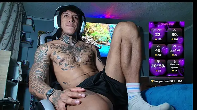 Nickhot0609 online show from February 26, 5:39 am