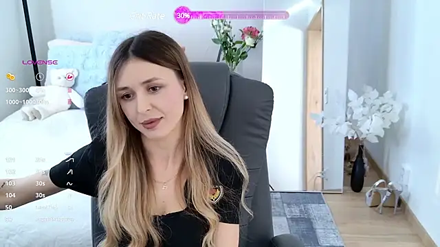 Sophie Enzo online show from March 17, 8:51 am