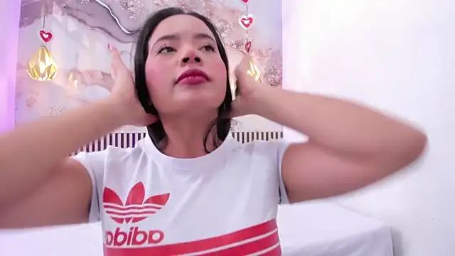 EvelynSweet1 online show from April 7, 7:14 pm