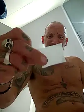 Snapshot of rolesexy chatting on March 15, 9:52 am rolesexy online show from March 15, 9:52 am