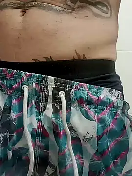 Snapshot of rolesexy chatting on March 23, 2:04 am rolesexy online show from March 23, 2:04 am