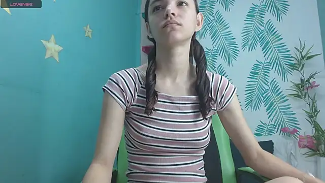 Mia-kalinfa online show from January 3, 12:19 pm