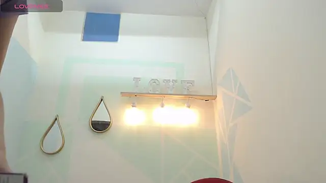 Mia-kalinfa online show from March 21, 3:35 pm