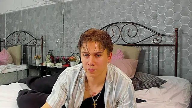 Snapshot of Marcus_Swampov chatting on December 24, 1:59 am Marcus Swampov online show from December 24, 1:59 am